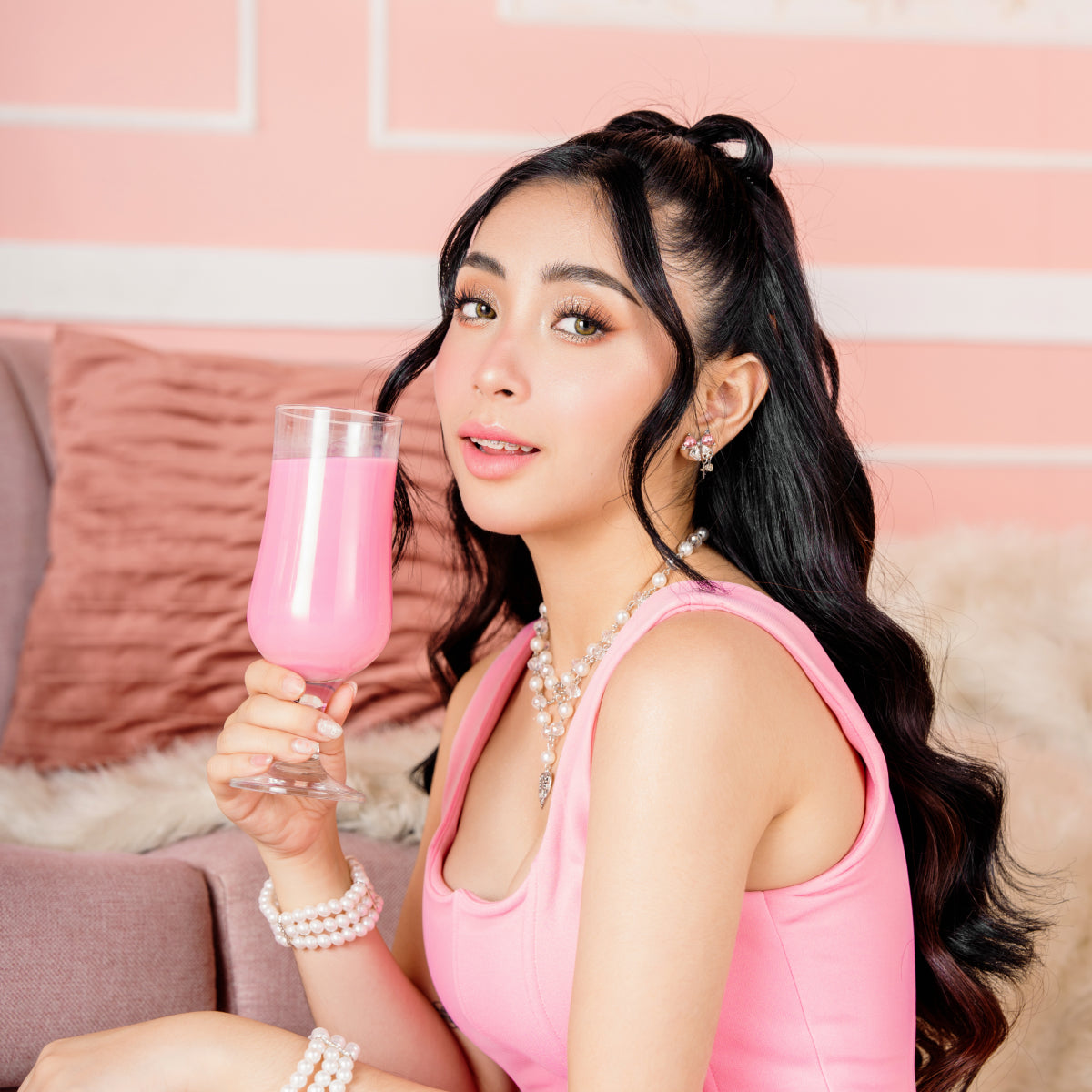 Dear Face Beauty Milk Ichigo Bea Borres