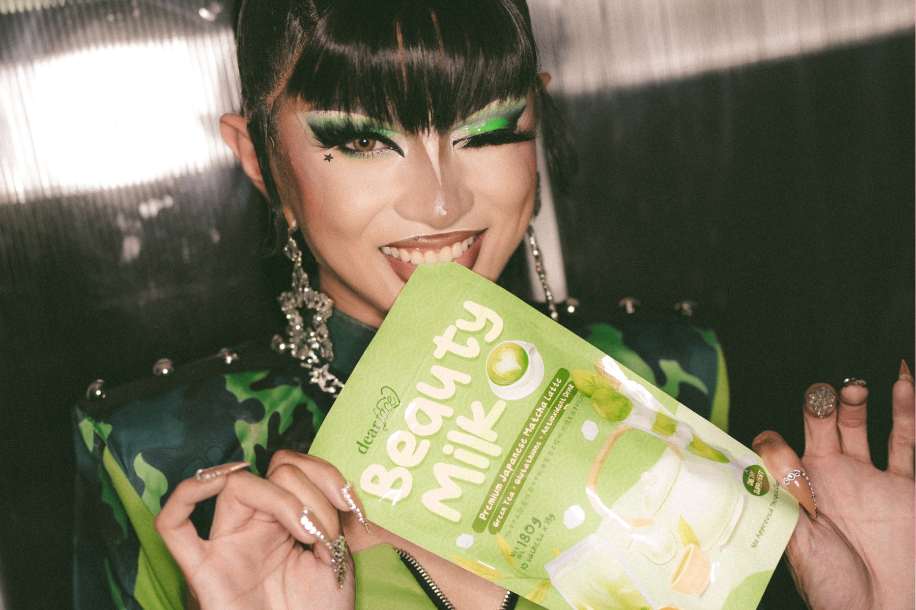 Dear Face Beauty Milk Matcha